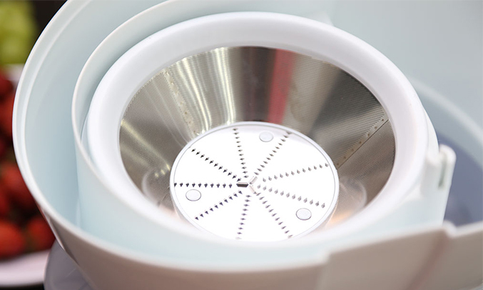 Máy ép trái cây Philips HR1823 nhỏ gọn tiện lợi