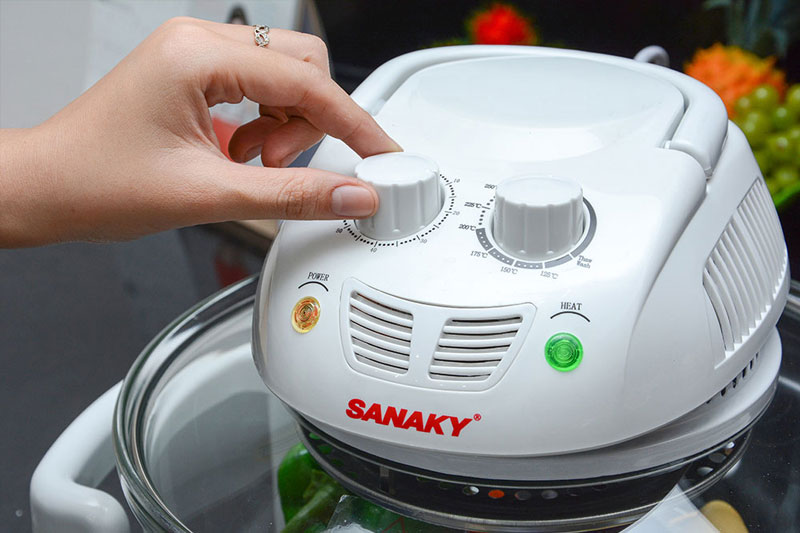 Lò nướng thuỷ tinh Sanaky 188T