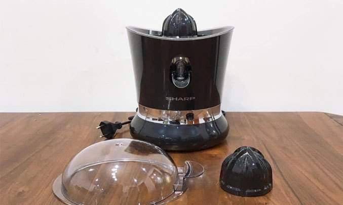 Máy vắt cam Sharp EJ-J850-BK Tháo lắp dễ dàng