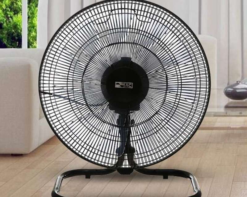 Quạt sàn AC AIF01D1818 - 65W có kiểu dáng bắt mắt, hiện đại 