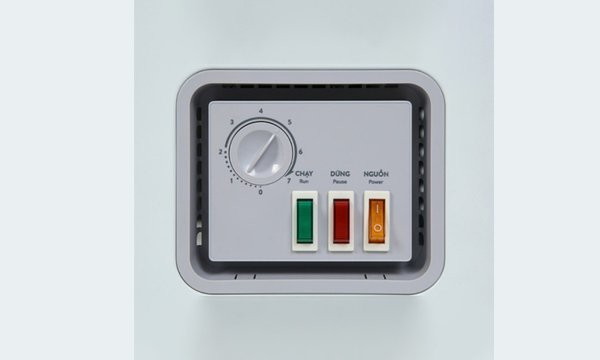 Tủ đông Kangaroo 192 lít KG266NC2 bảng điều khiển bên ngoài