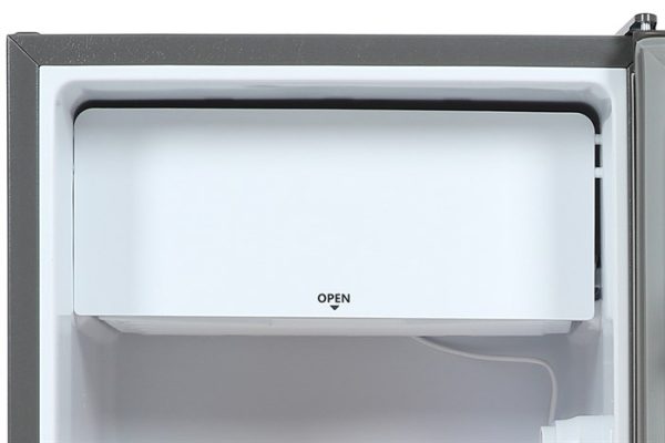 Tủ lạnh Electrolux 94 lít EUM0930AD-VN 3