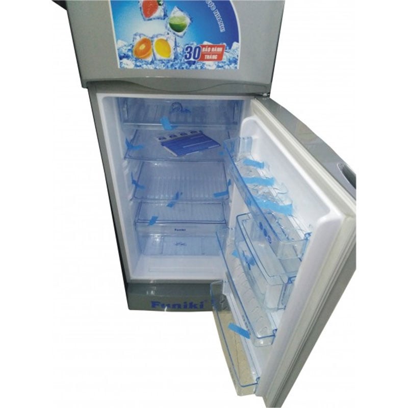 Không gian trong tủ lạnh Funiki FR-152CI