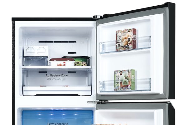 Tủ lạnh Panasonic Inverter 268 lít NR-TV301VGMV 3